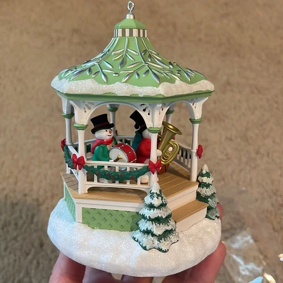 Hallmark Keepsake Ornament Club Ornament - Picture 9 of 13